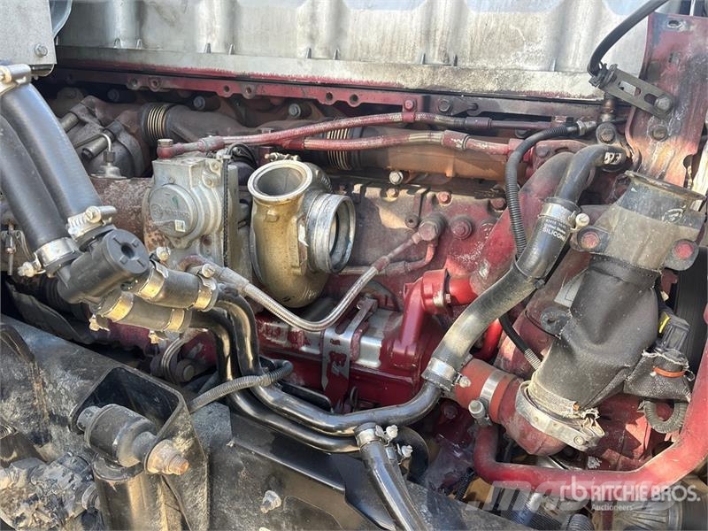 Mack CXU613 Autotractoare