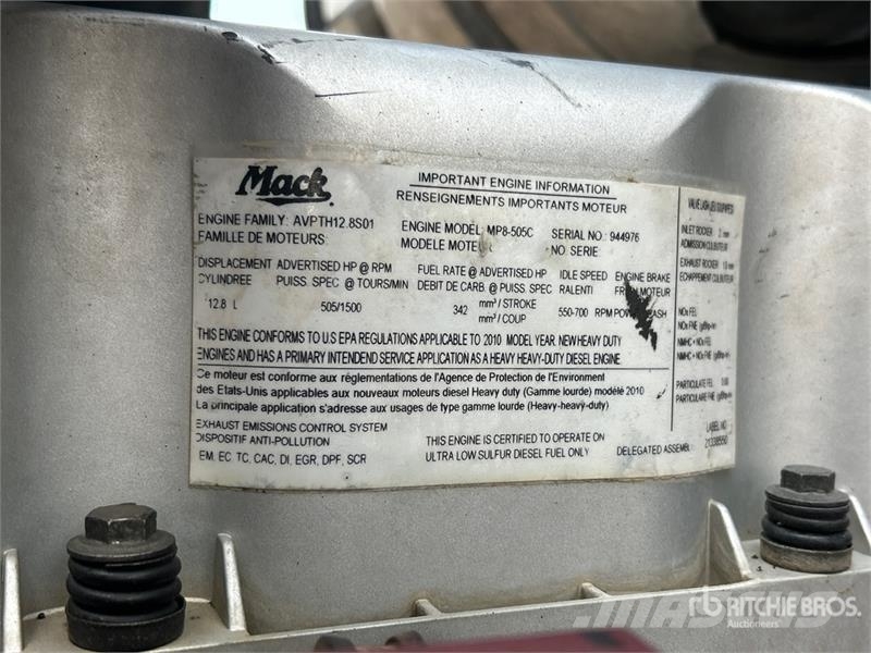 Mack CXU613 曳引機組件