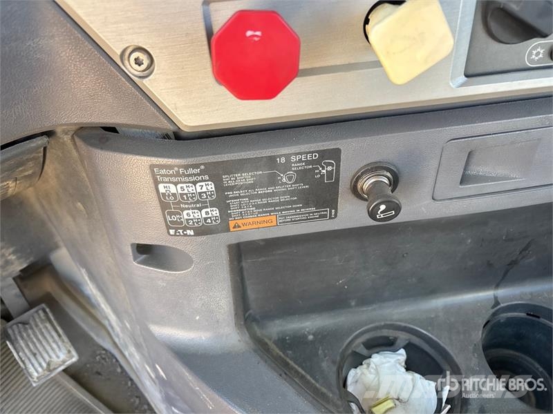 Mack CXU613 Autotractoare