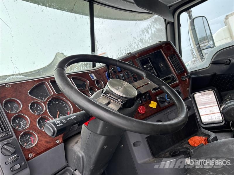 Mack CXU613 Çekiciler
