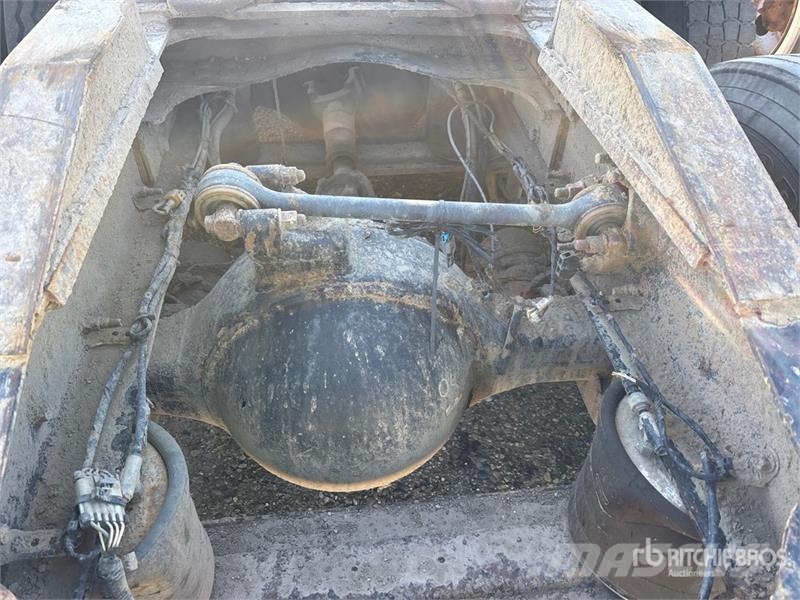 Mack CXU613 Autotractoare