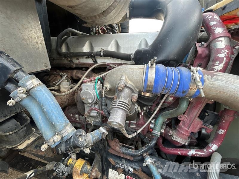 Mack CXU613 曳引機組件