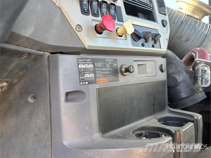 Mack CXU613 Autotractoare