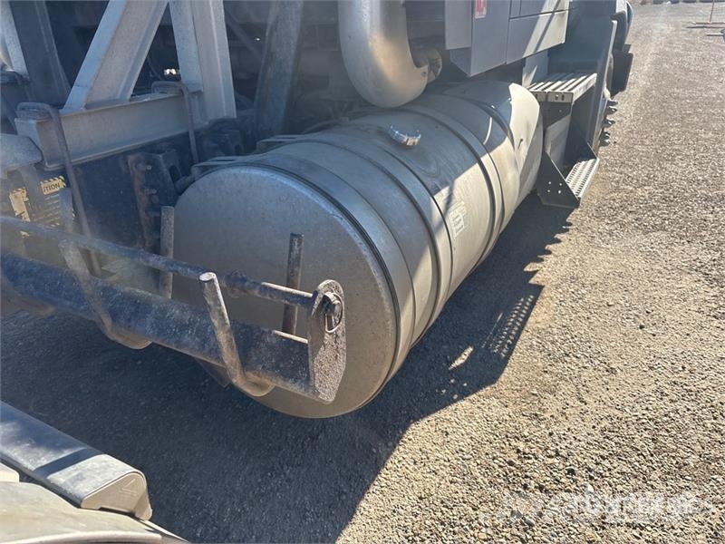 Mack CXU613 Motrici e Trattori Stradali