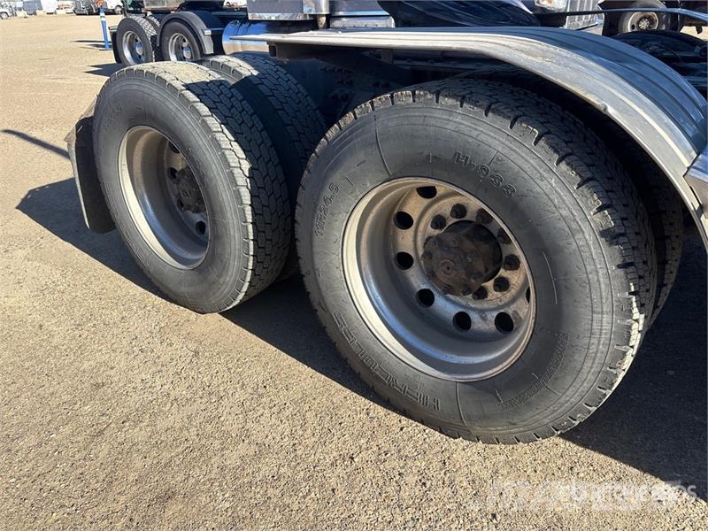 Mack CXU613 Motrici e Trattori Stradali