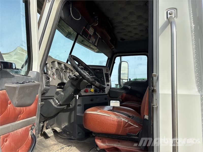 Mack CXU613 Ciągniki siodłowe