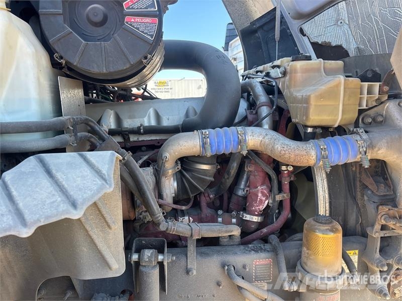 Mack CXU613 Motrici e Trattori Stradali