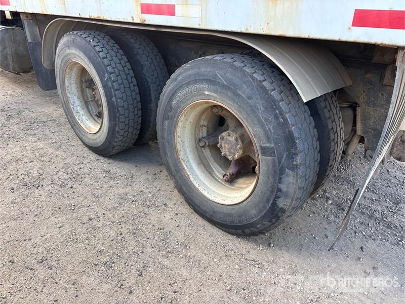 Mack Econodyne R688ST 6x4 Grain Truck Kmetijski / žitni tovornjaki