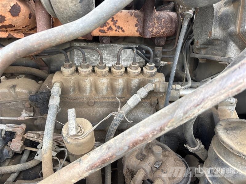 Mack Econodyne R688ST 6x4 Grain Truck Kmetijski / žitni tovornjaki