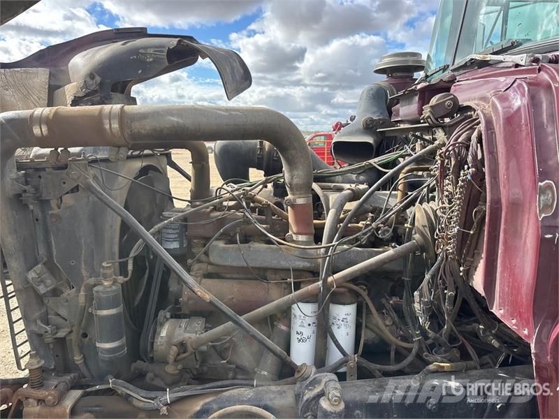 Mack Econodyne R688ST 6x4 Grain Truck Kmetijski / žitni tovornjaki