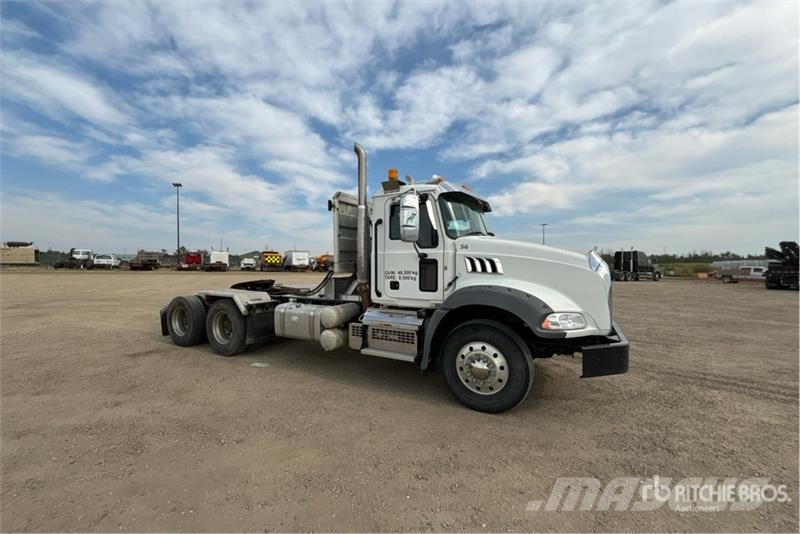 Mack Granite 64BT 6x4 T/A Day Cab Truck Tractor Autotractoare