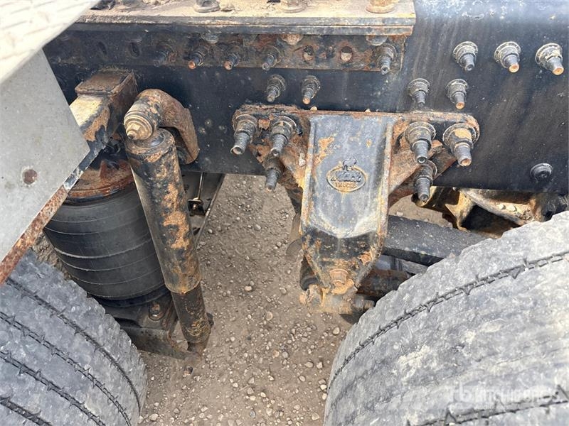 Mack Granite 64BT 6x4 T/A Day Cab Truck Tractor Autotractoare