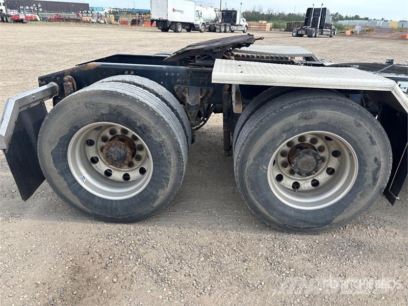 Mack Granite 64BT 6x4 T/A Day Cab Truck Tractor Autotractoare