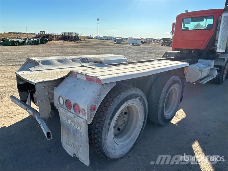 Mack Granite 8x4 Twin-Steer Cab and Chassis Cabines