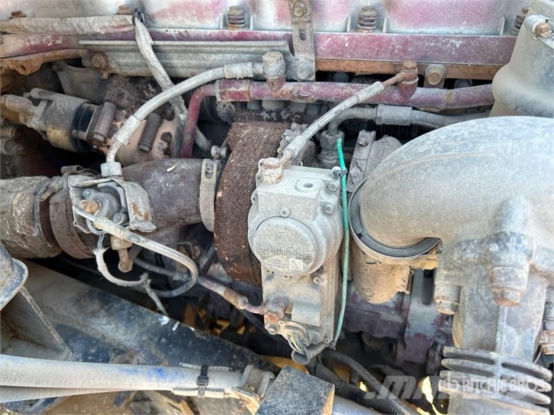 Mack Granite 8x4 Twin-Steer Cab and Chassis Cabines