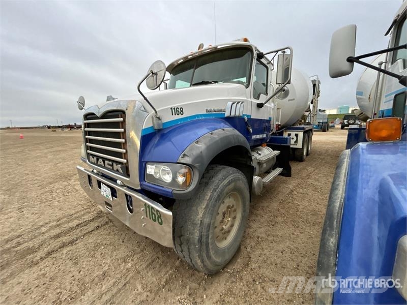 Mack GU713 Camiones de concreto