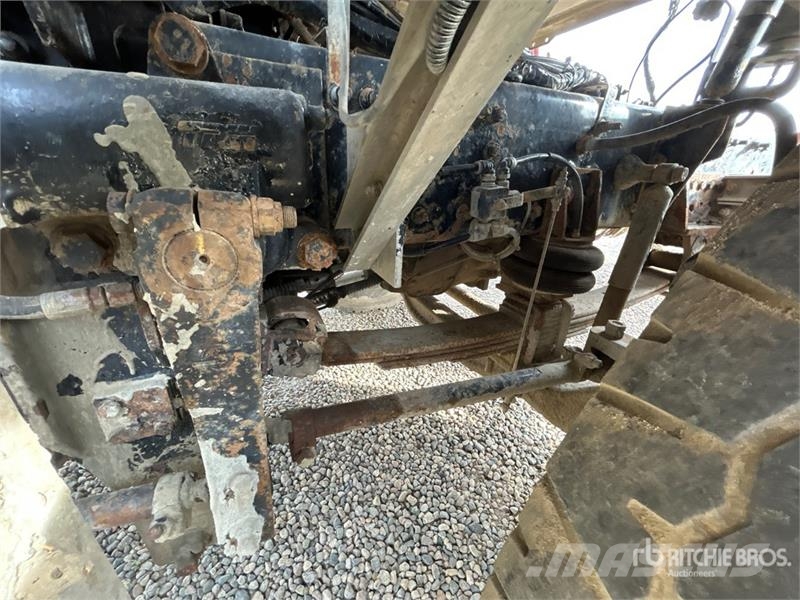 Mack GU713 8x4 Twin-Steer Cab and Chassis Kabine i unutrašnjost