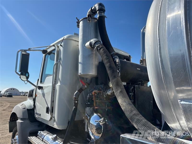 Mack GU813 Sewage disposal Trucks