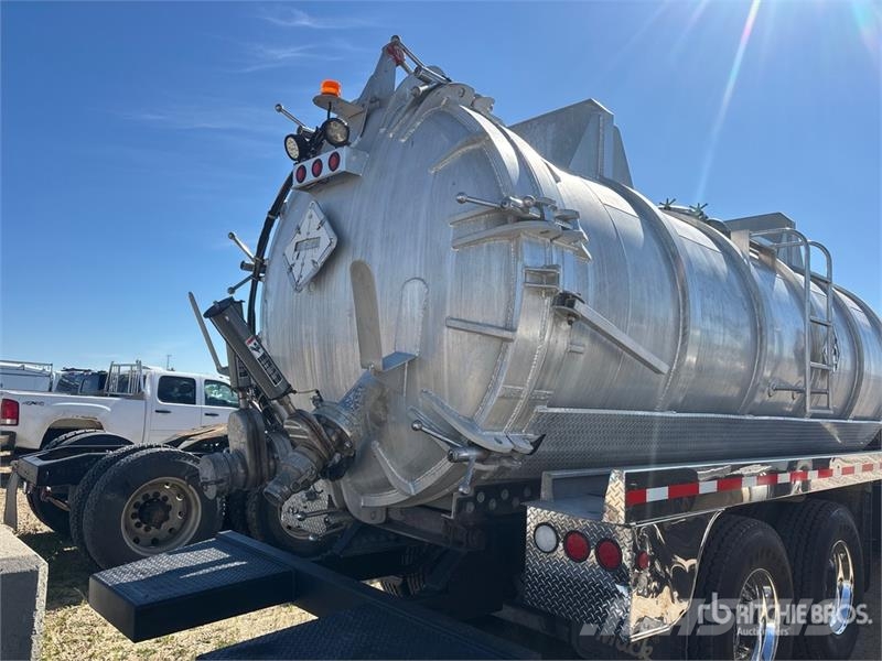 Mack GU813 Sewage disposal Trucks