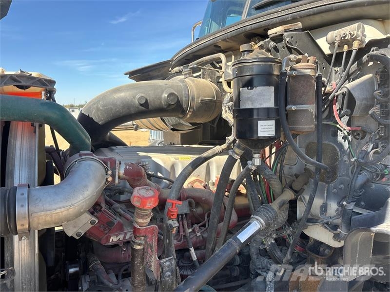 Mack GU813 Sewage disposal Trucks
