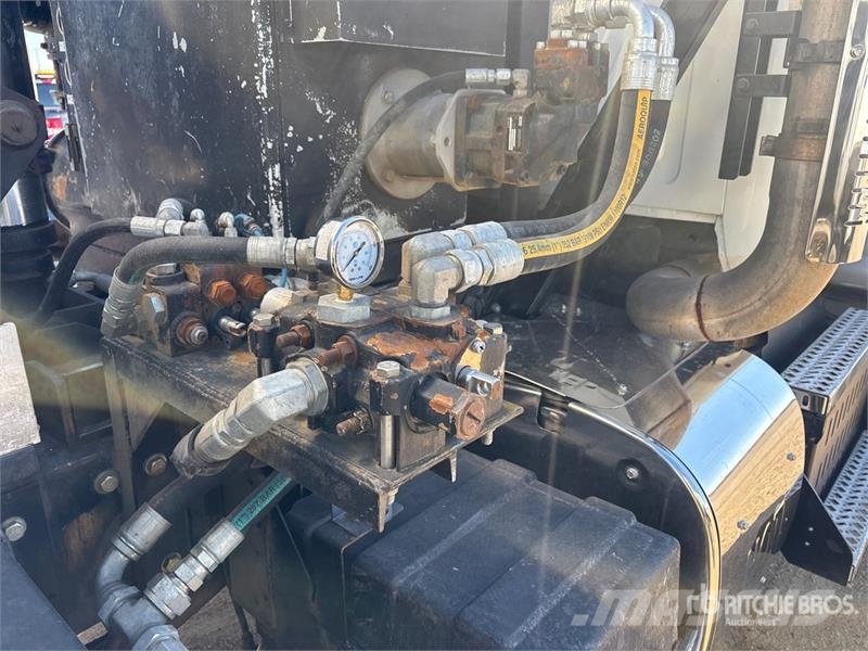 Mack GU813 Sewage disposal Trucks