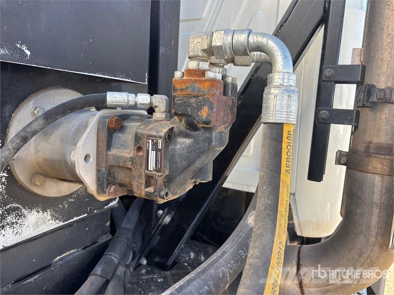 Mack GU813 Sewage disposal Trucks