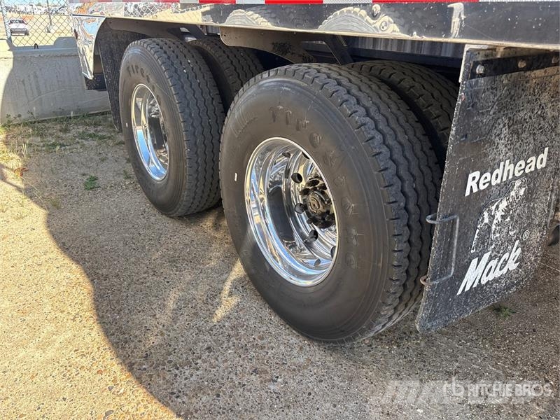 Mack GU813 Sewage disposal Trucks