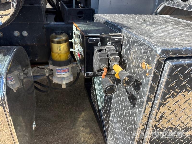 Mack GU813 Sewage disposal Trucks