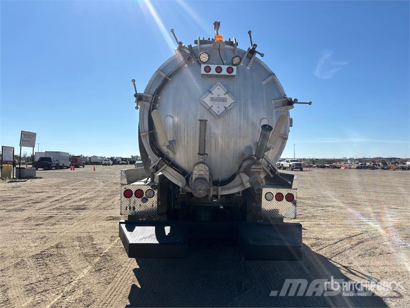 Mack GU813 Sewage disposal Trucks