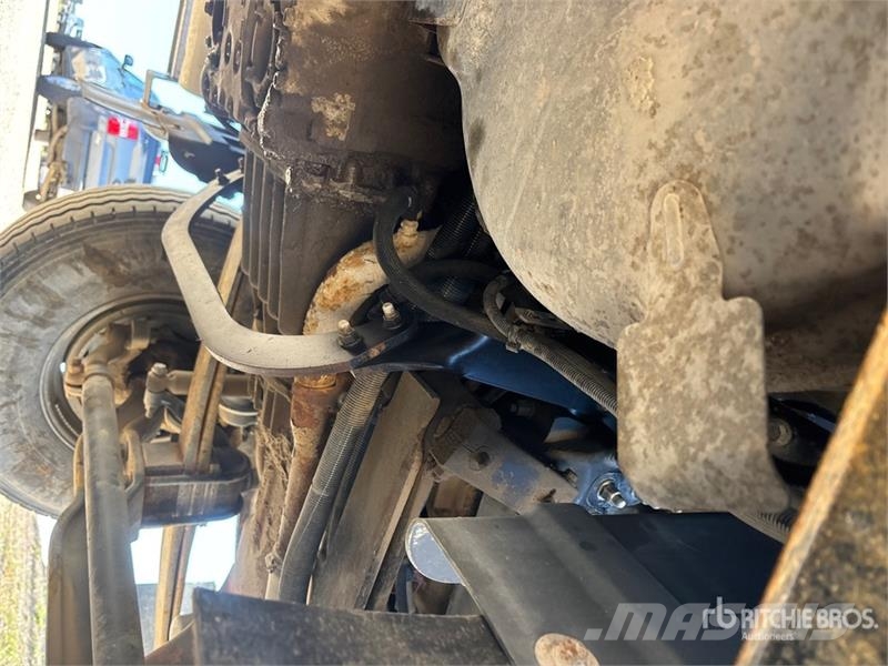 Mack GU813 Sewage disposal Trucks