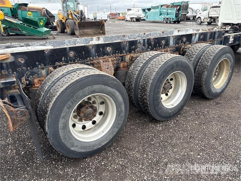 Mack GU814 8x6 Cab and Chassis Kabinos ir salonai