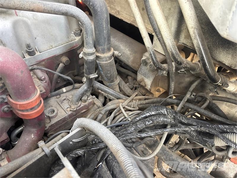 Mack LEU613 Сміттєвози