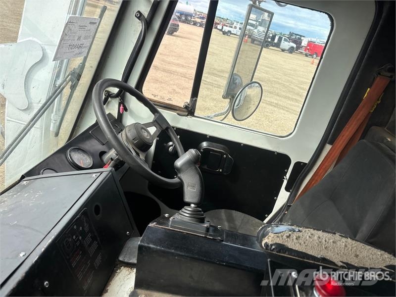 Mack LEU613 Сміттєвози
