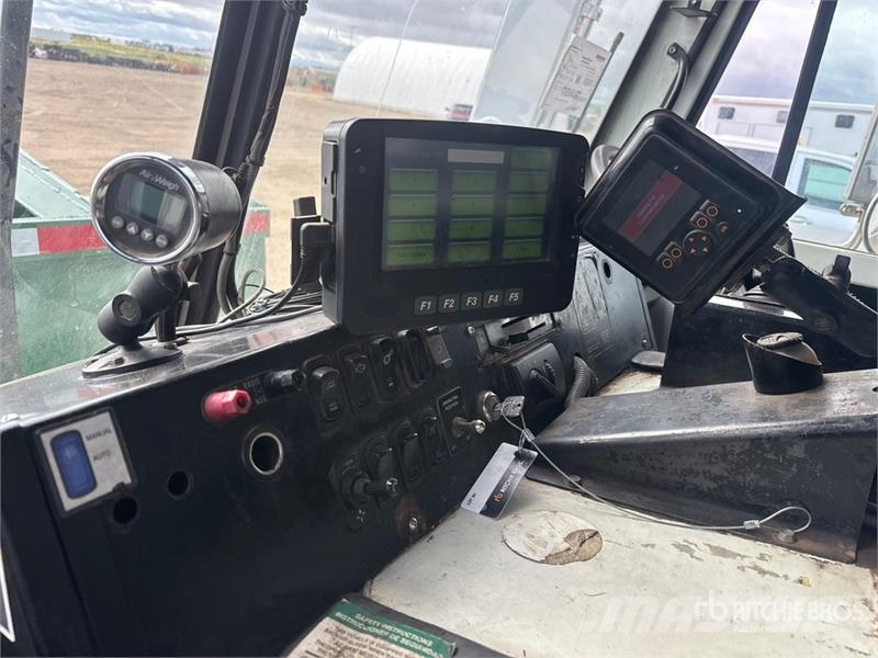 Mack LEU613 Сміттєвози