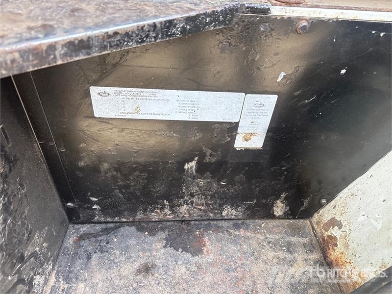 Mack LEU613 Сміттєвози