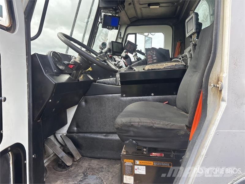 Mack LEU613 Сміттєвози