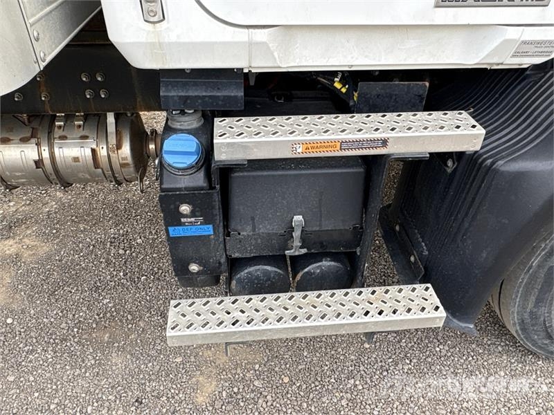 Mack MD742 4x2 Freight Van Truck Camion cassonati