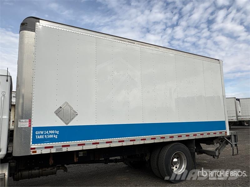 Mack MD742 4x2 Freight Van Truck Camion cassonati