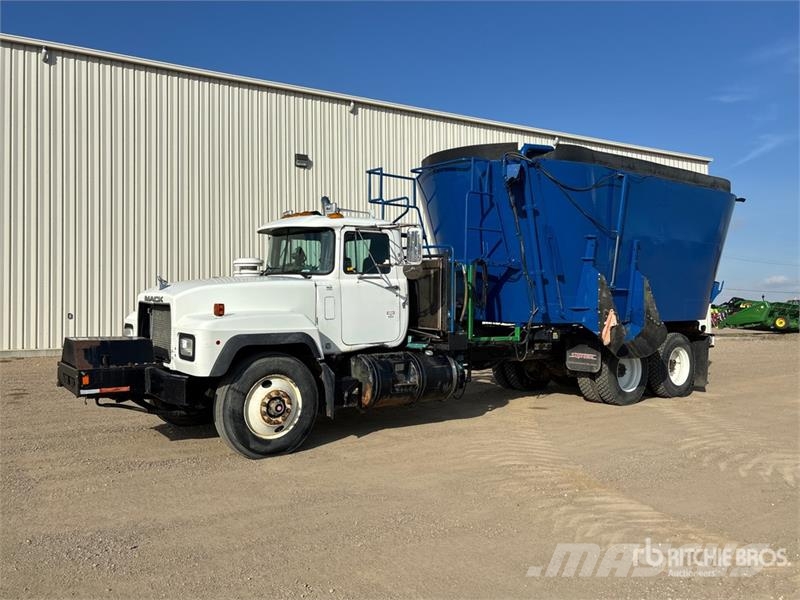 Mack RD688S 6x4 Feed Truck Landbrugs / kornlastbiler