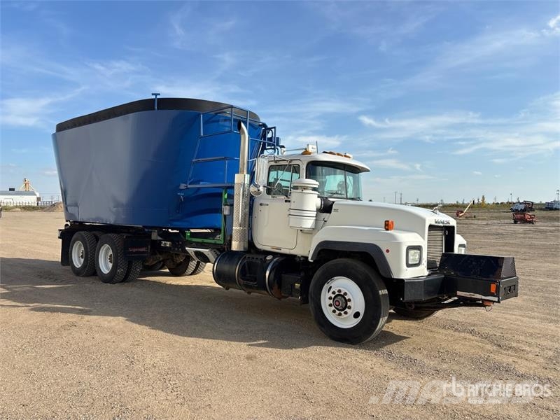 Mack RD688S 6x4 Feed Truck Landbrugs / kornlastbiler