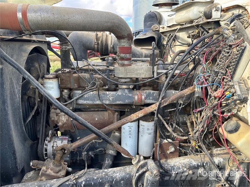 Mack RD688S 6x4 Grain Truck شاحنات المزارع / الحبوب