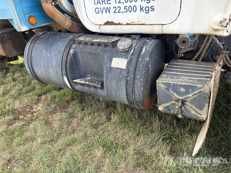 Mack RD688S 6x4 Grain Truck شاحنات المزارع / الحبوب