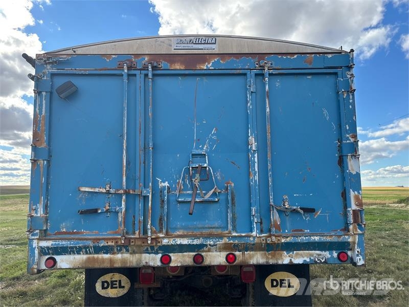 Mack RD688S 6x4 Grain Truck شاحنات المزارع / الحبوب