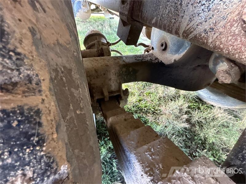 Mack RD688S 6x4 Grain Truck شاحنات المزارع / الحبوب