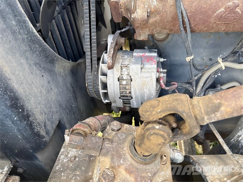 Mack RD688S 6x4 Grain Truck شاحنات المزارع / الحبوب