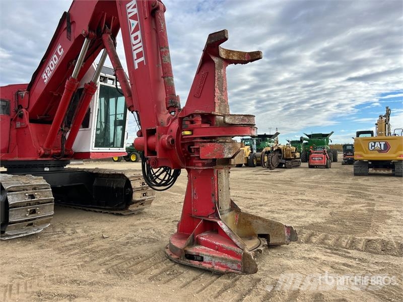 Madill 320C Track Feller Buncher Kaatokasauskoneet