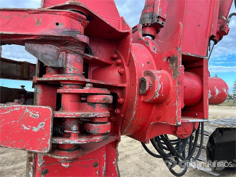 Madill 320C Track Feller Buncher Kaatokasauskoneet