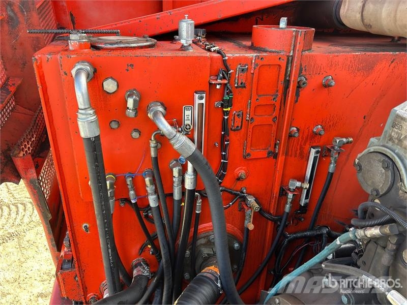 Madill 320C Track Feller Buncher Kaatokasauskoneet