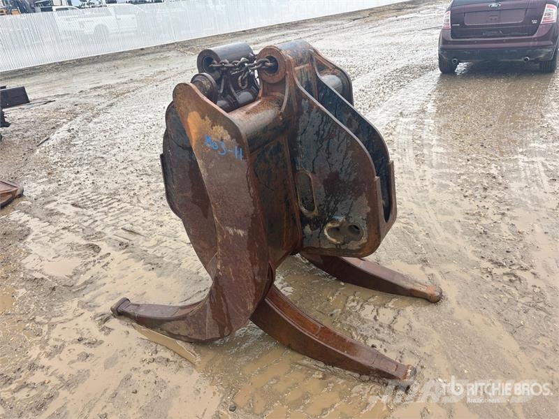 Madill Tongs Log Grapple Grapples