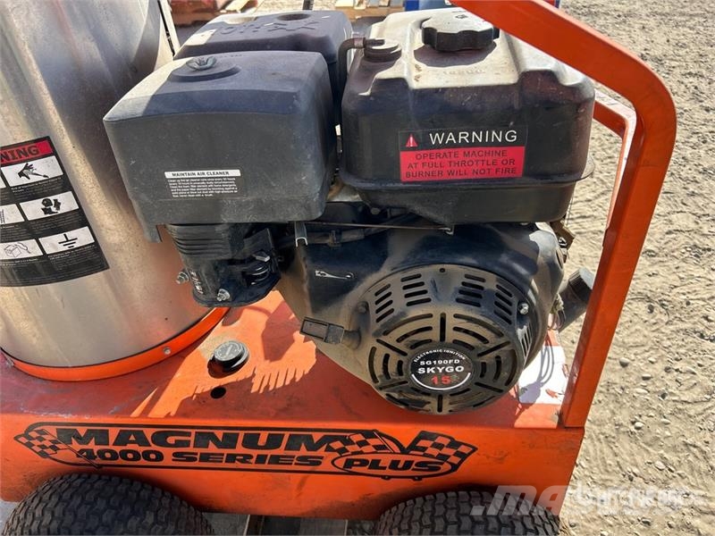 Magnum 4000 Series Plus Pressure Washer معدات الغسل بالضغط الخفيف